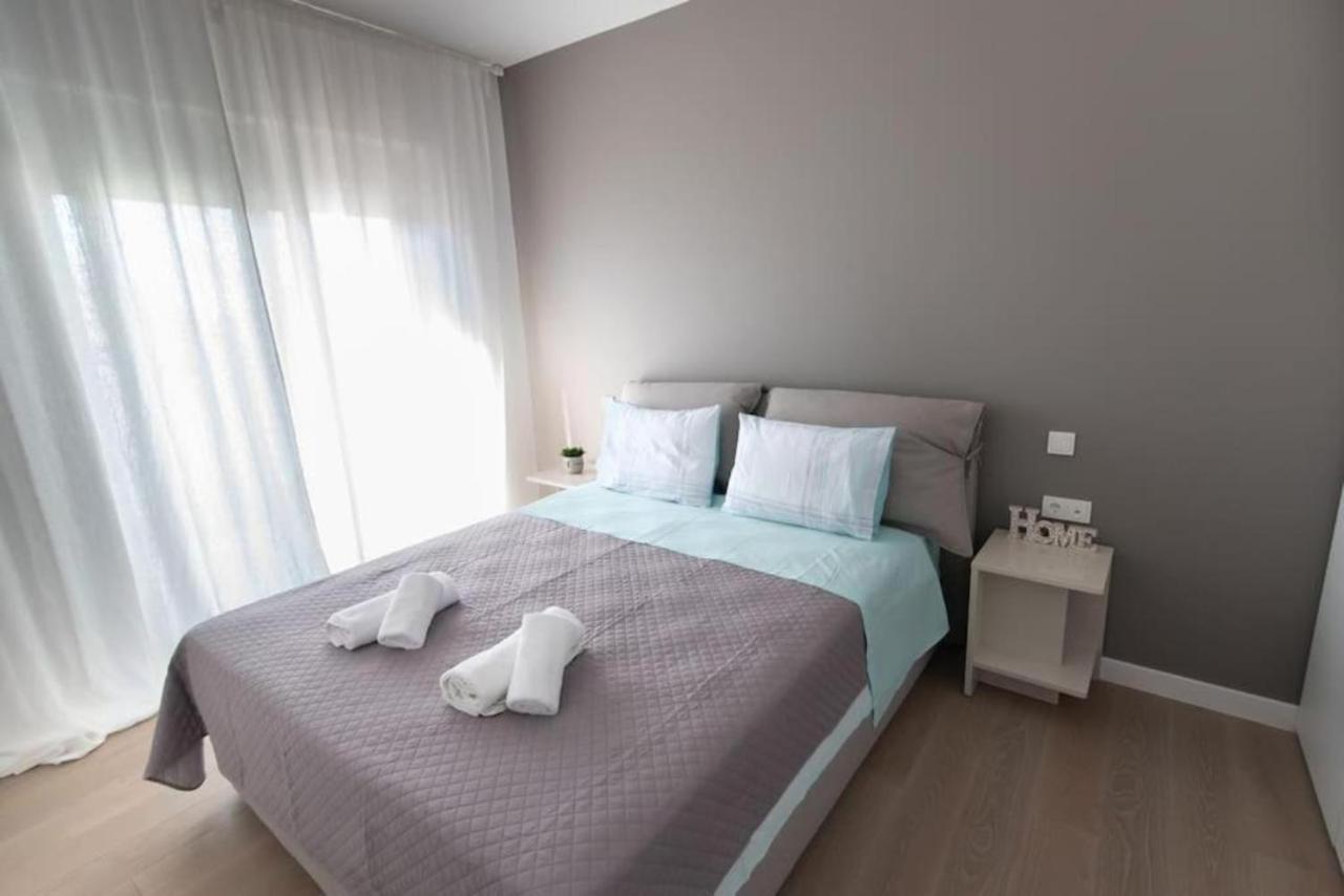 Bright Apartment In The New Building Atene Esterno foto